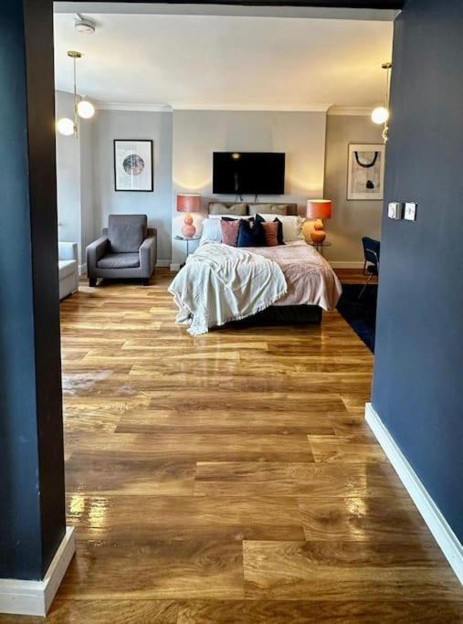 Apartament Stylish Near Regent's Park N7 *